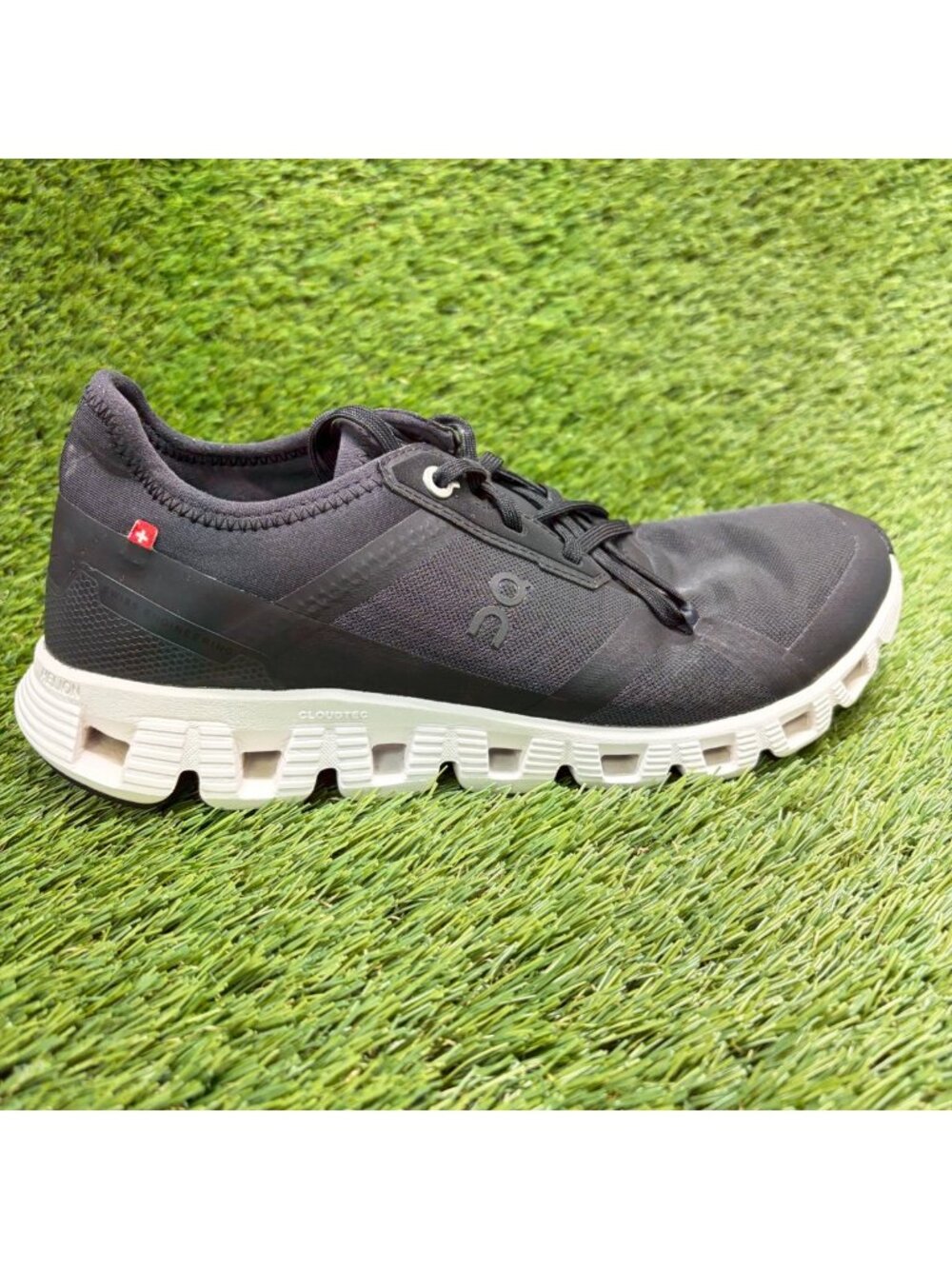 On Cloud X 3 AD Womens Size 8 Black Athletic Running Walking Shoes Sneakers